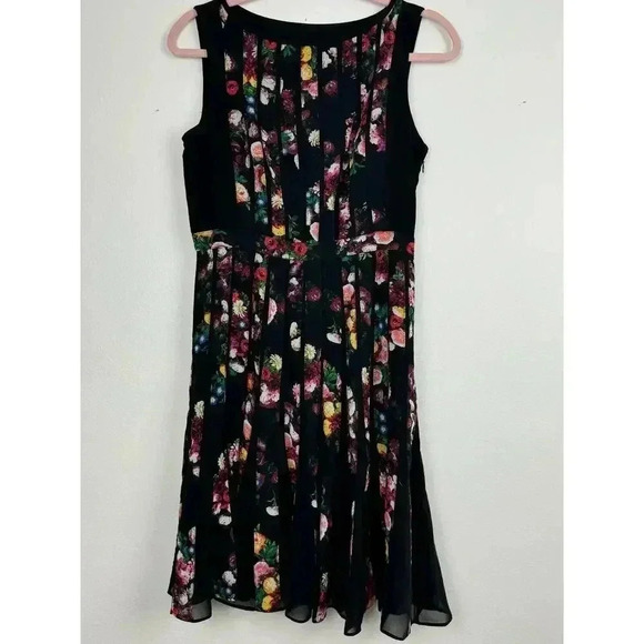 Adrianna Pappell Fractured Floral Print Dress Fit and Flare Size 4 wedding guest - Picture 2 of 8